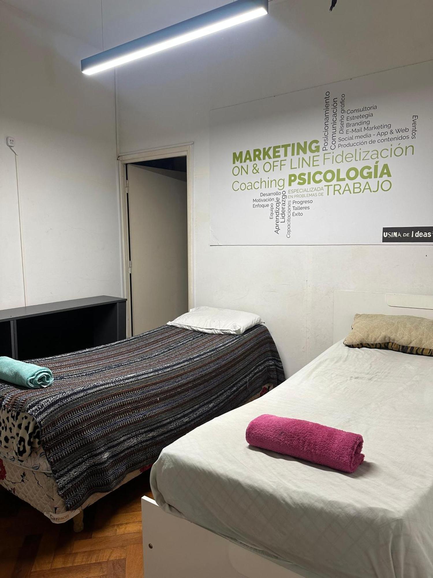 Hostel Reconquista *