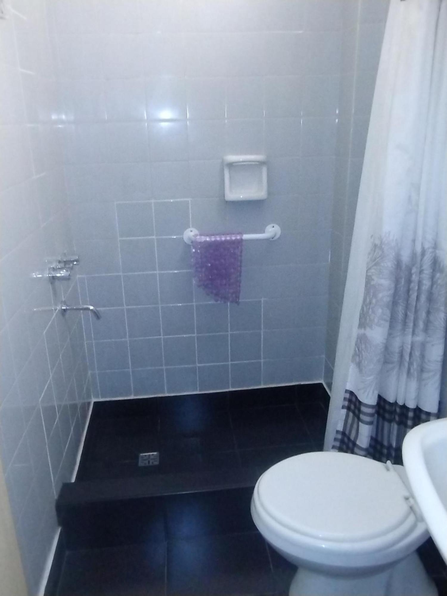 Calido En Parque Lezama Apartamento *