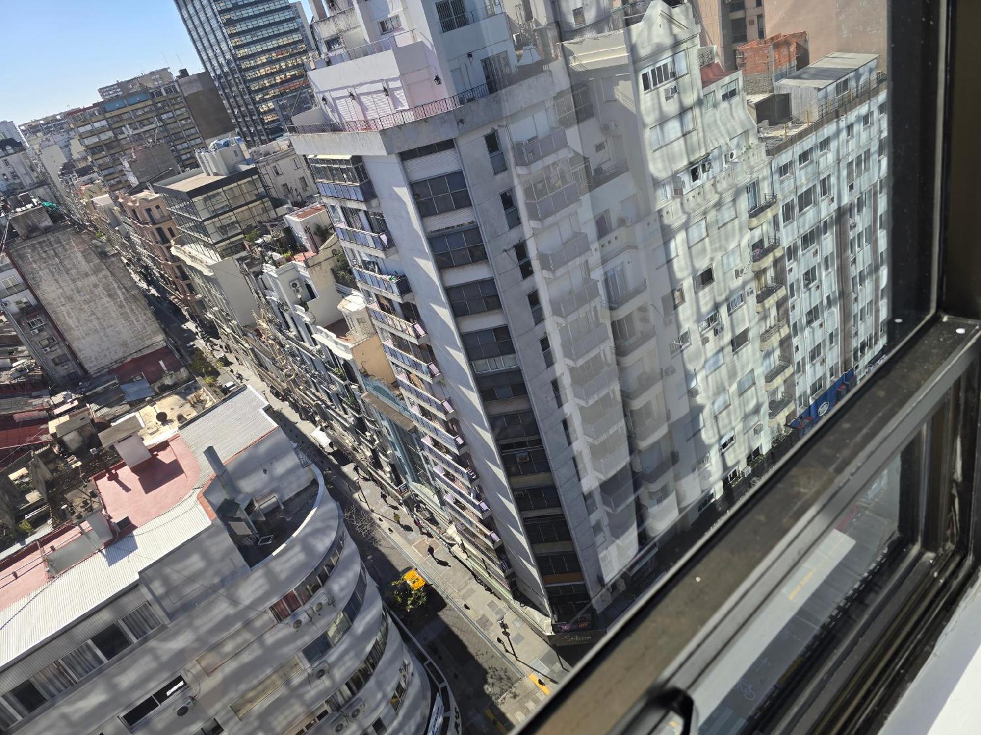 Avenida Corrientes 820 - Ciudad De - *