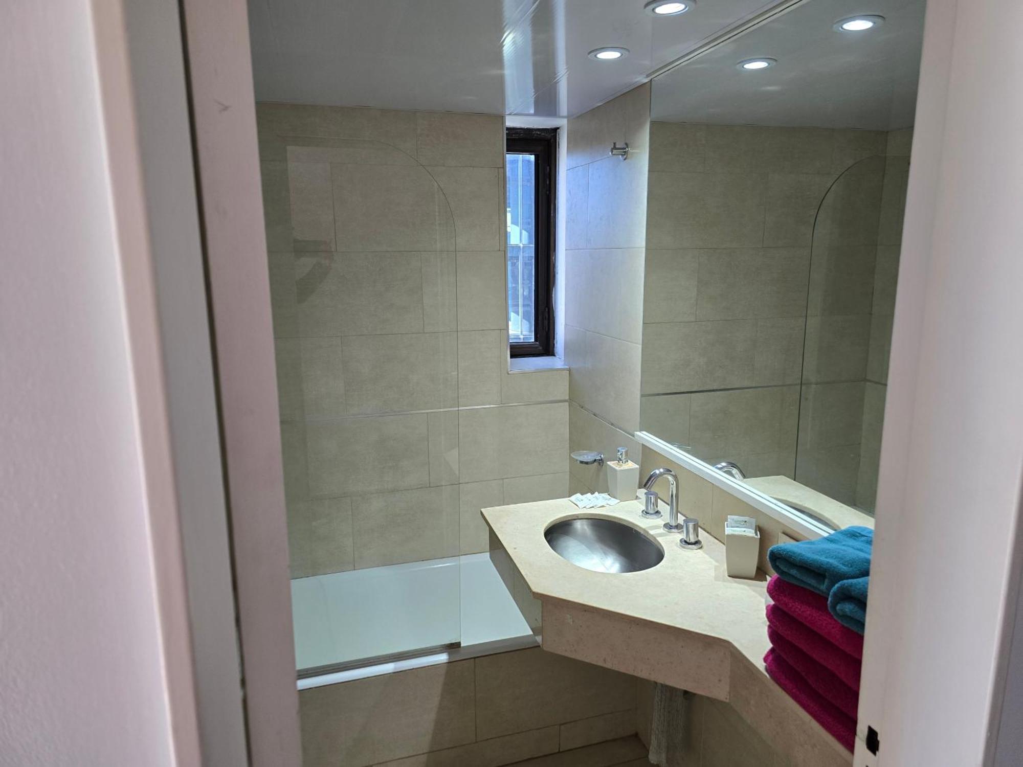 Avenida Corrientes 820 - Ciudad De - Apartamento