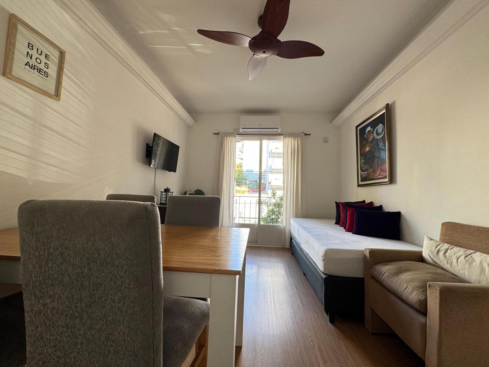 Departamento Con Balcon -movistar Arena - Apartment