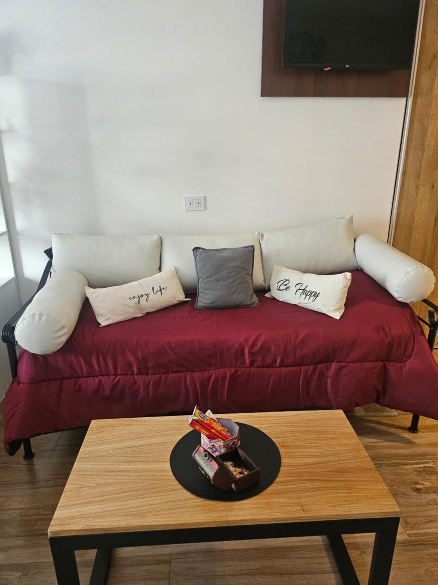 Apartamento Amplio Y Hermoso Departamento En *