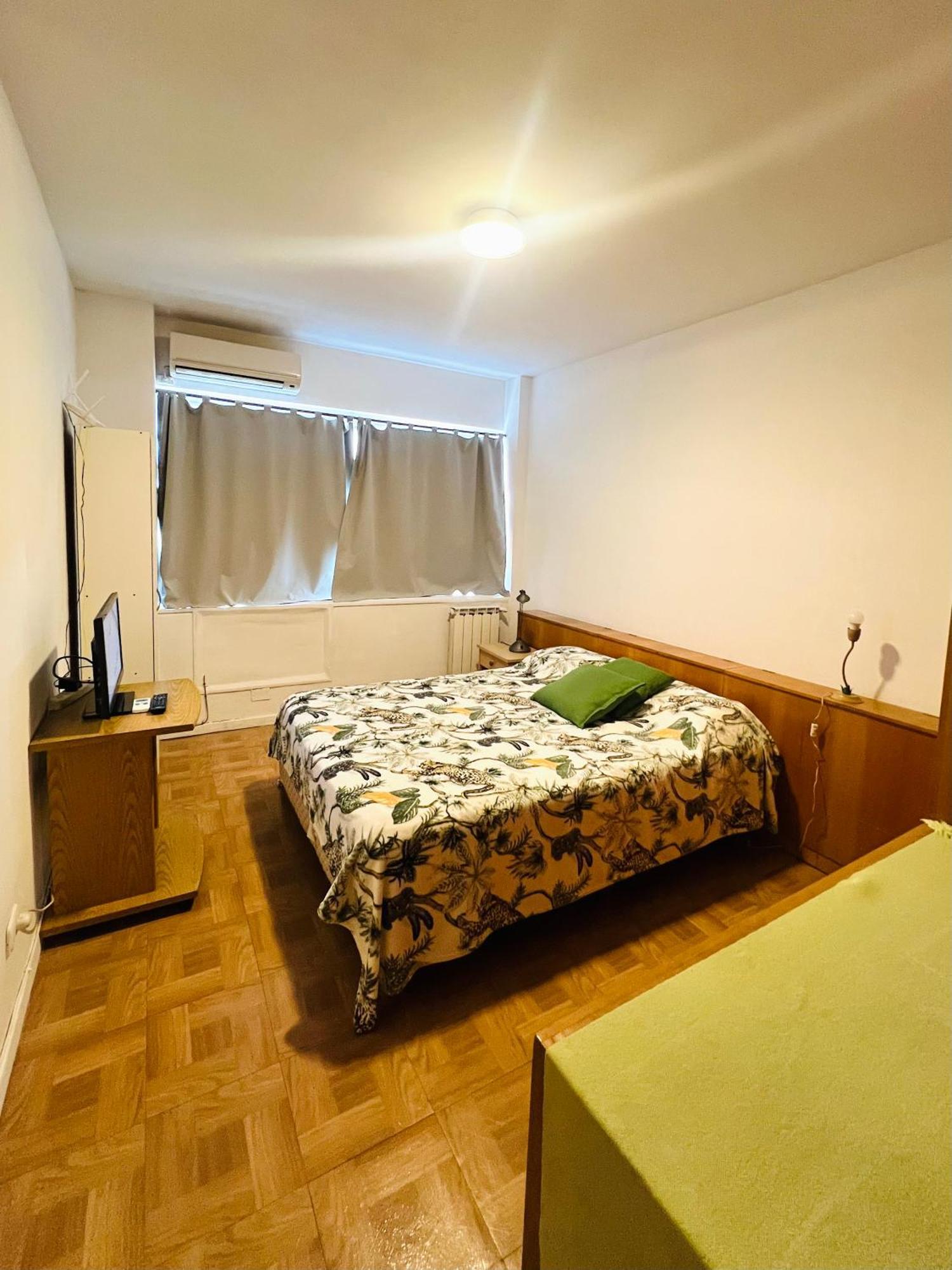 A Pasos Del Obelisco Apartamento *