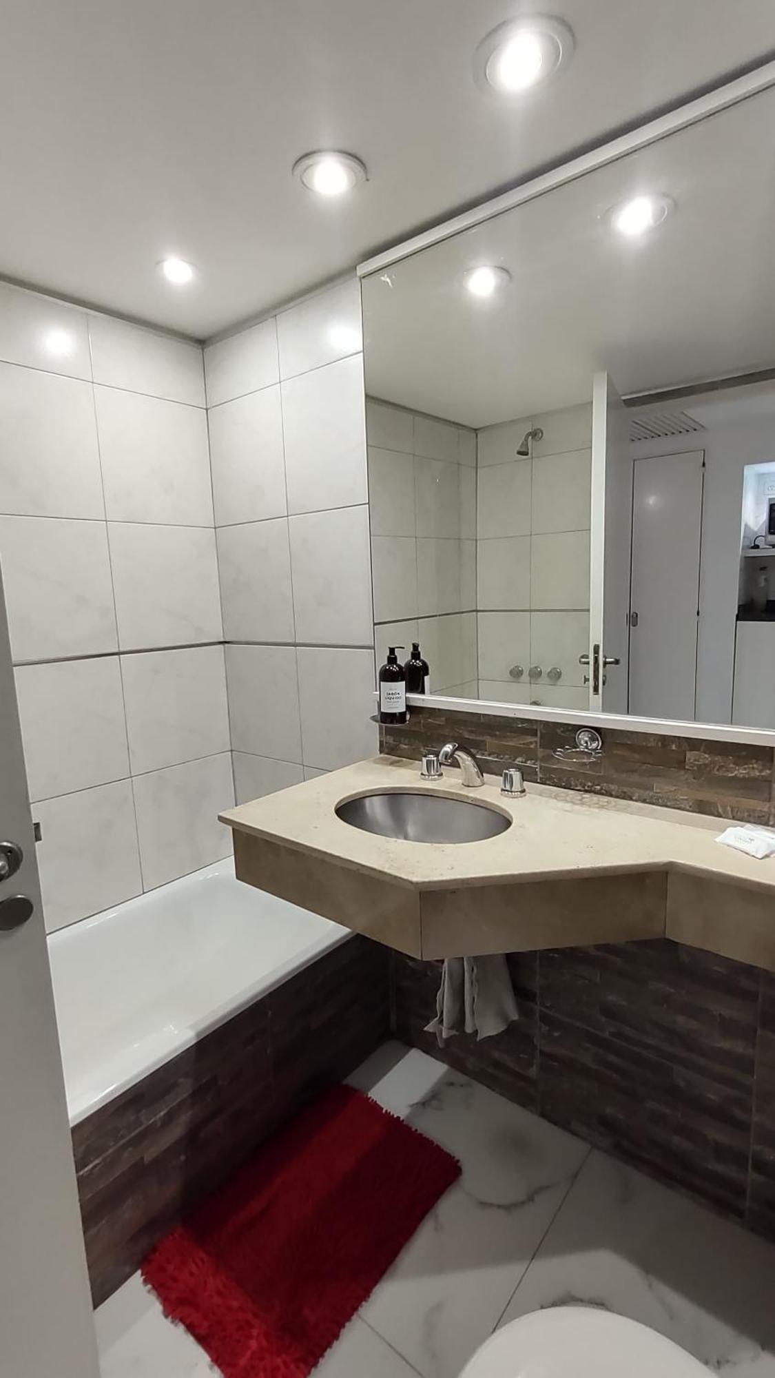 Departamento En Hotel, Excelente Ubicación En Microcentro * Ciudad Autónoma de Buenos Aires
