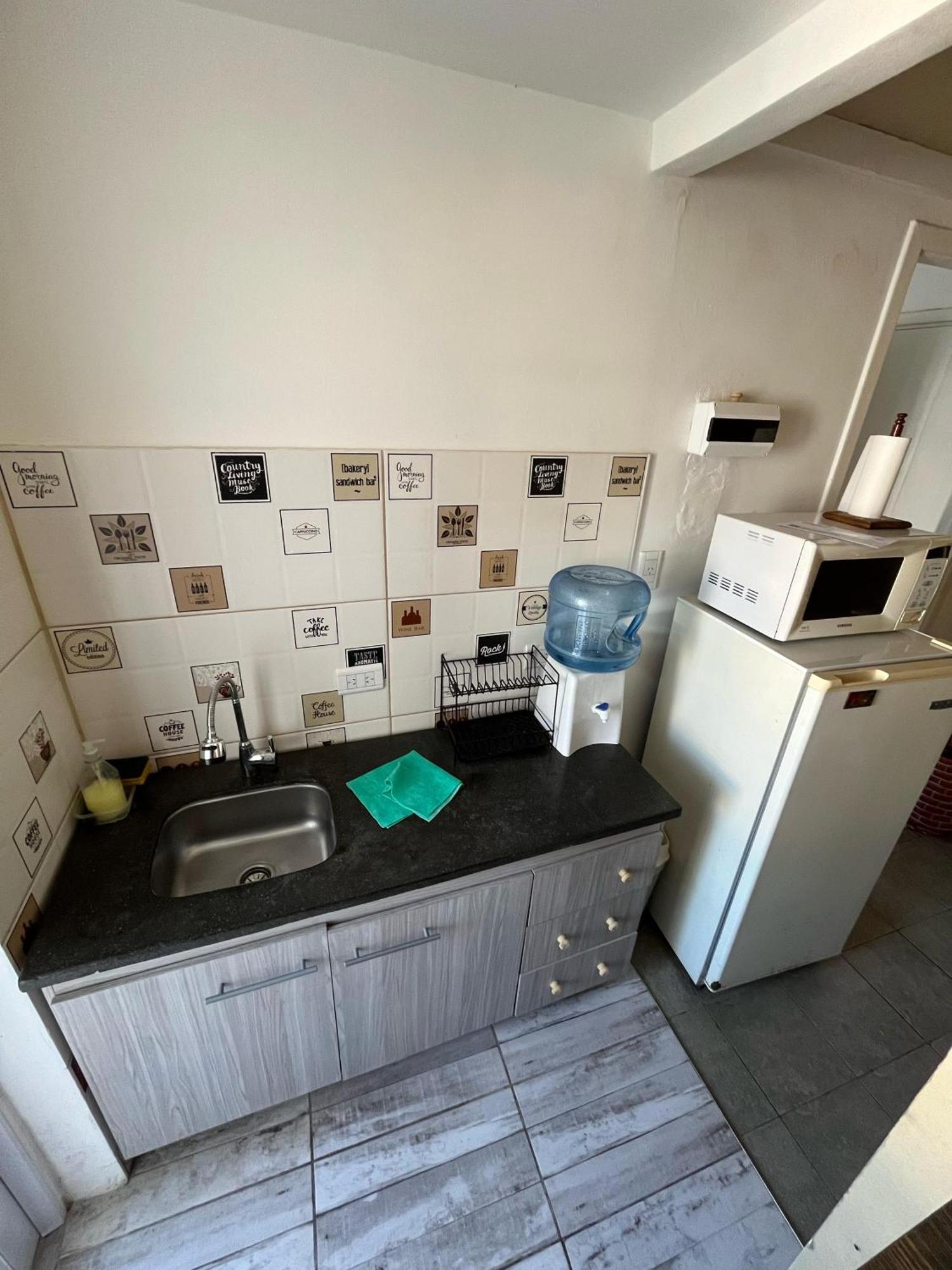 Un Lugar Unico, Cerca Del Colon Apartamento *