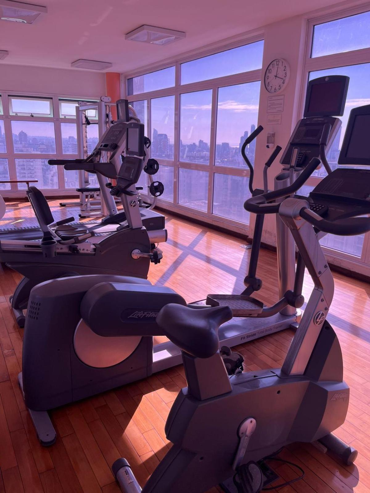 Departamento Amoblado 5 Personas Con Gimnasio, Cochera Y Piscina Apartamento Ciudad Autónoma de Buenos Aires