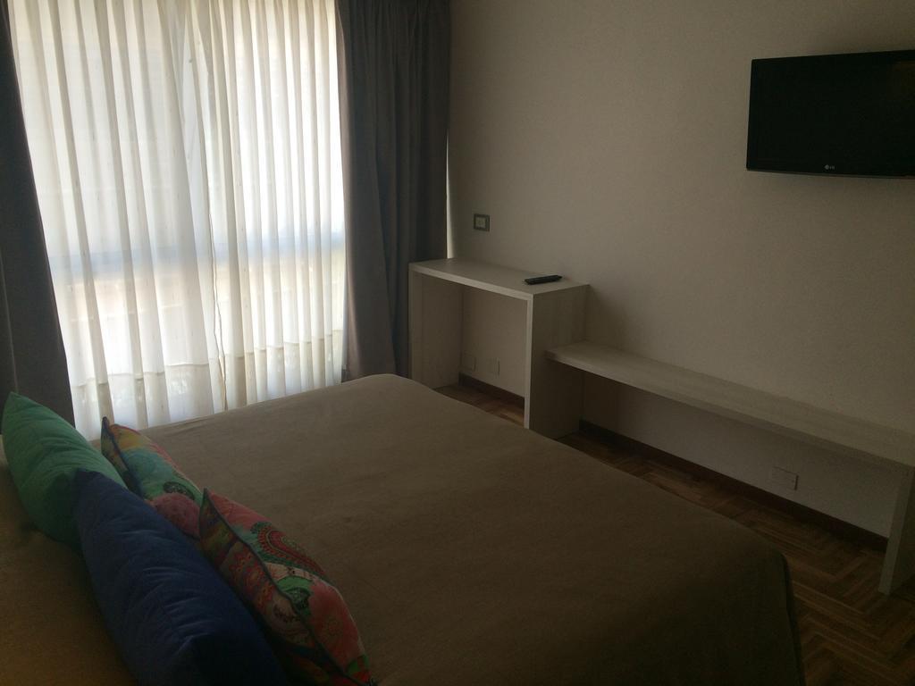 Columbia Palace 3*