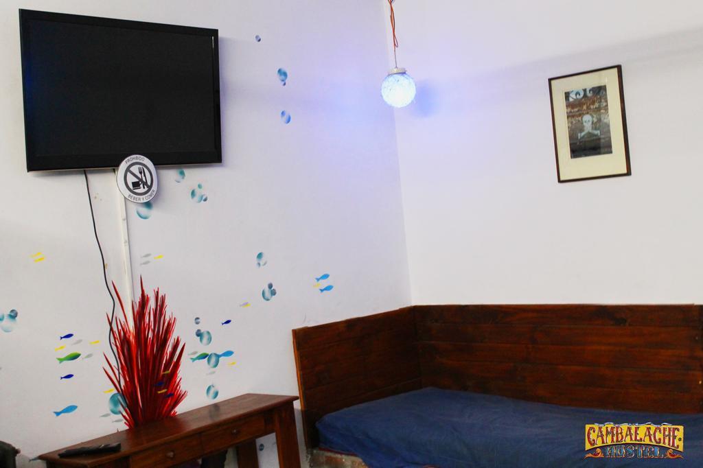 Cambalache Hostal