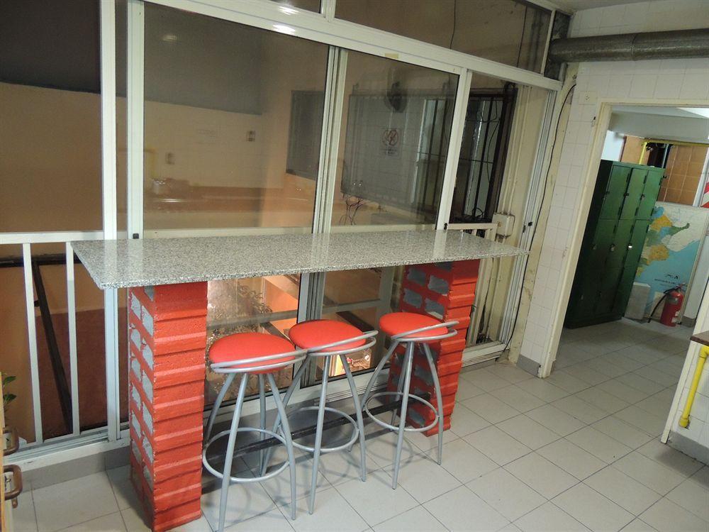 Don King Hostal *