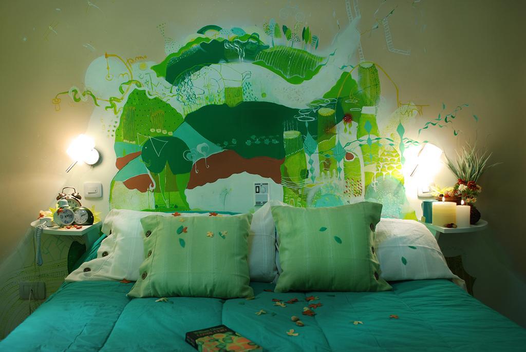 Odeon Hotel *