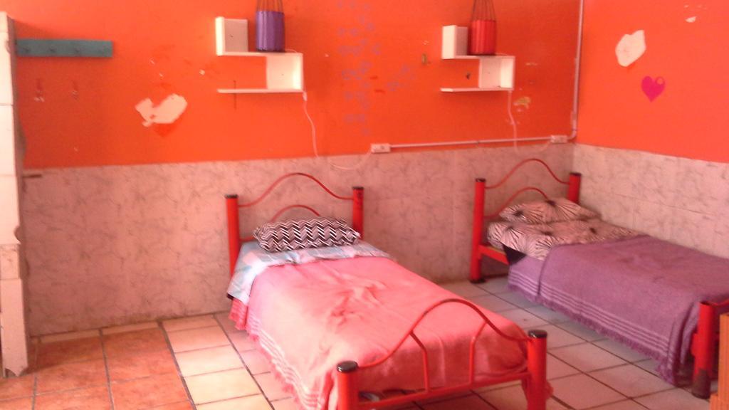 Hostal La Rana *