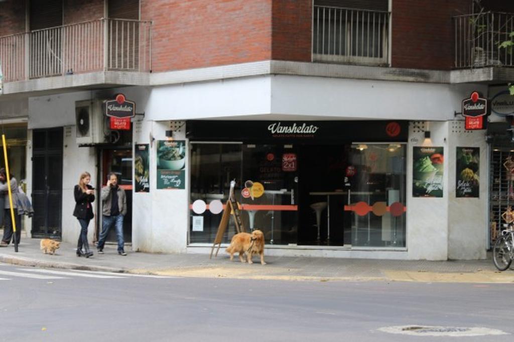 Sunny Recoleta Buenos Aires