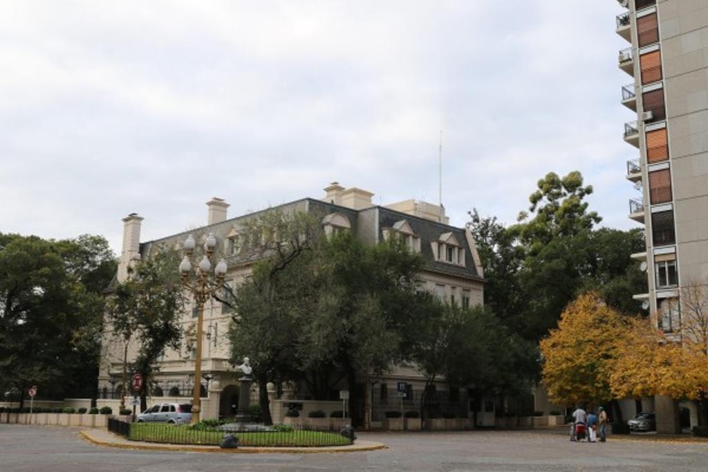 Sunny Recoleta Buenos Aires