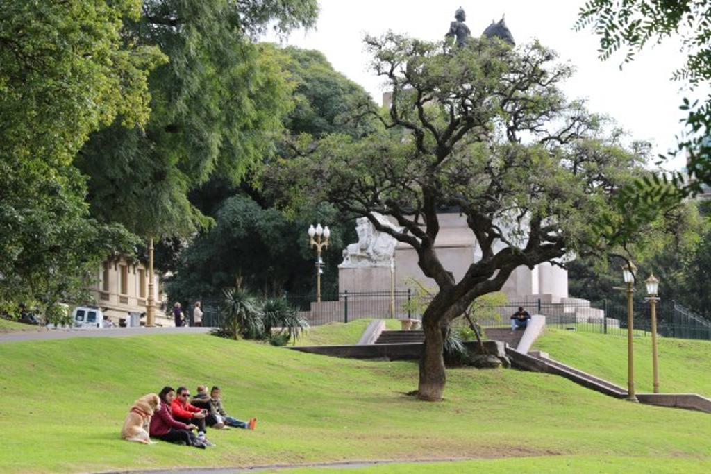Sunny Recoleta Buenos Aires