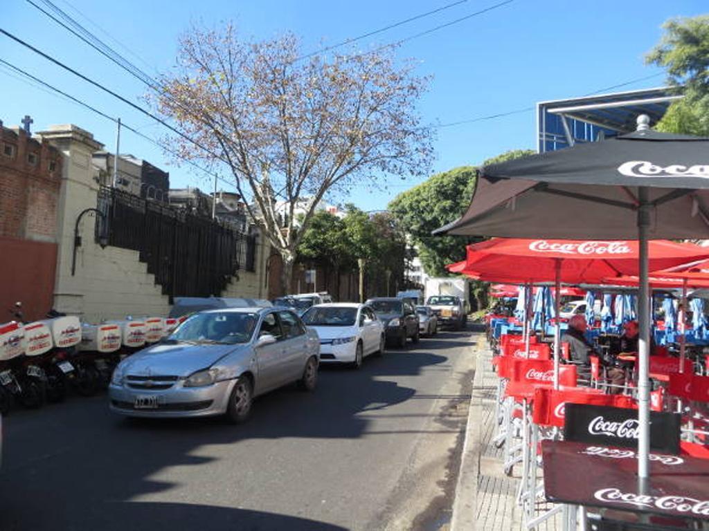 Sunny Recoleta Buenos Aires
