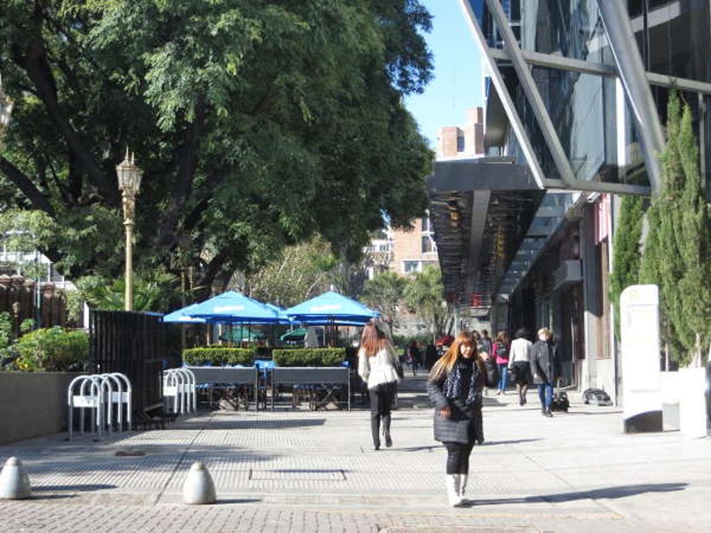 Sunny Recoleta Buenos Aires