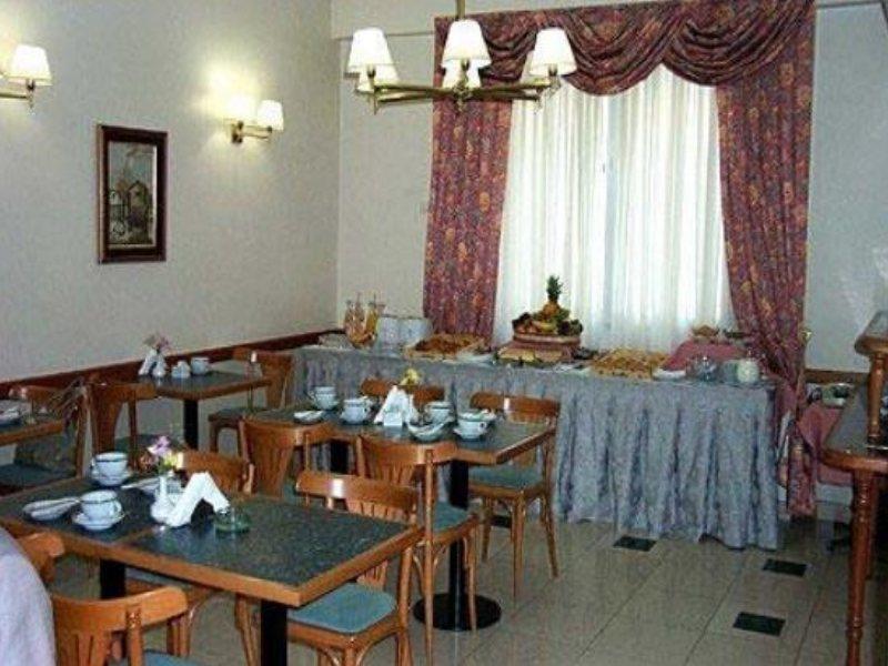 Hotel Regis Orho