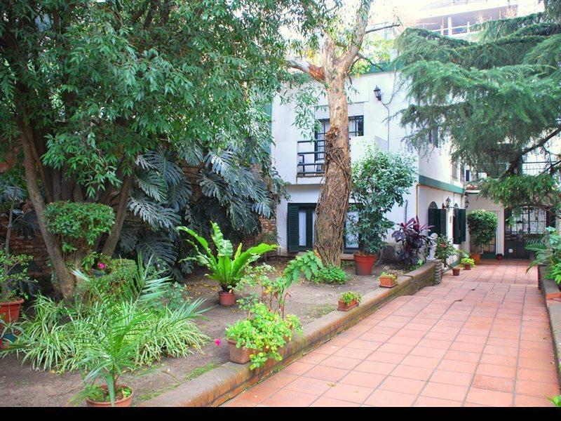 Guest house Caseron Porteno 2*