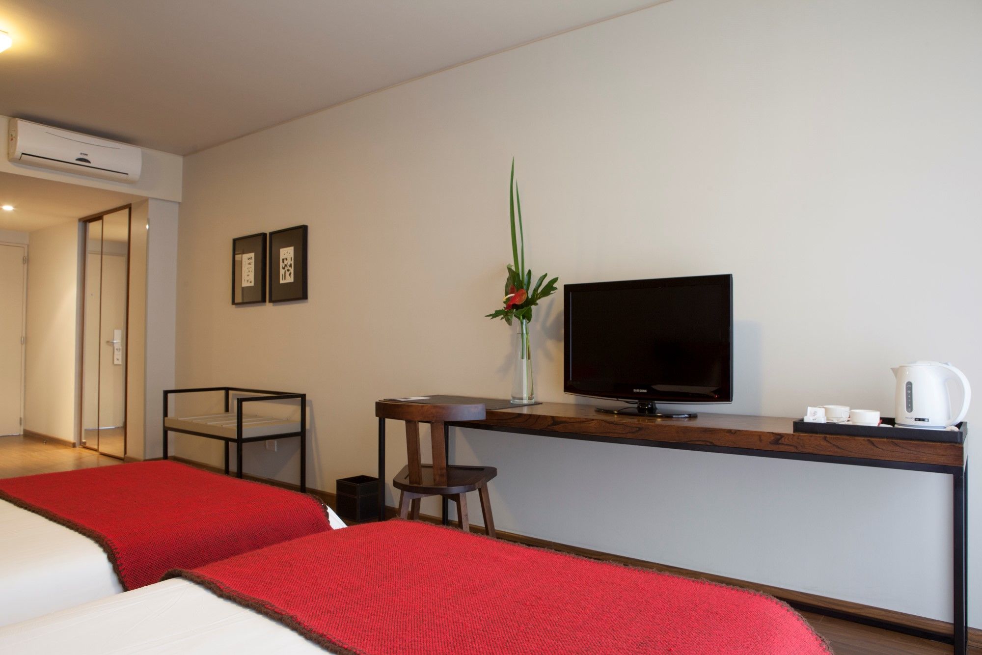 Hotel Aspen Square
