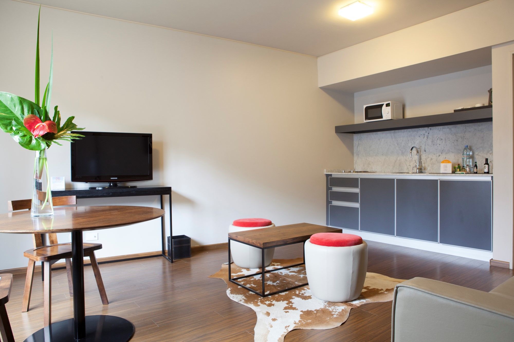 Hotel Aspen Square