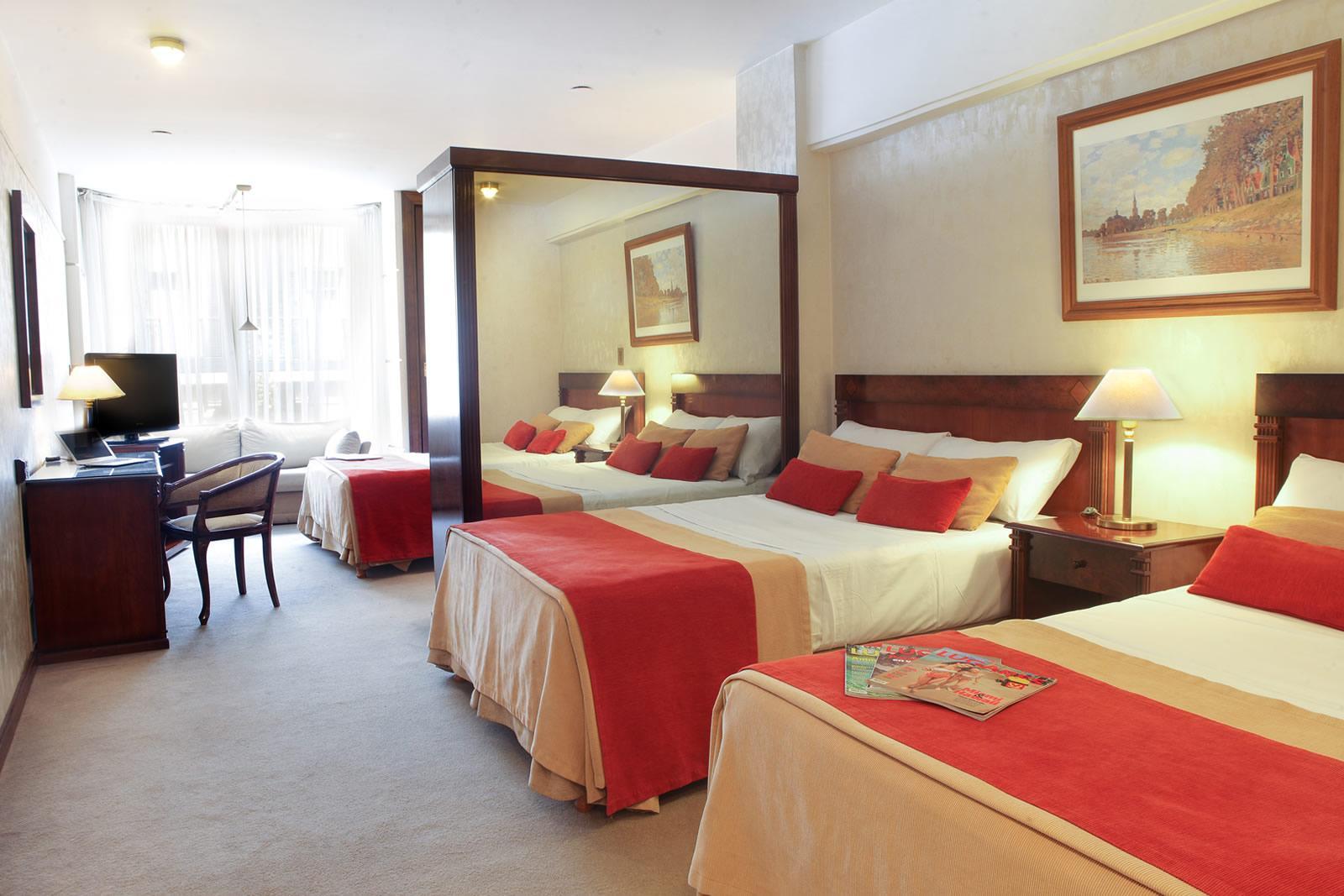 Hotel Reconquista Plaza