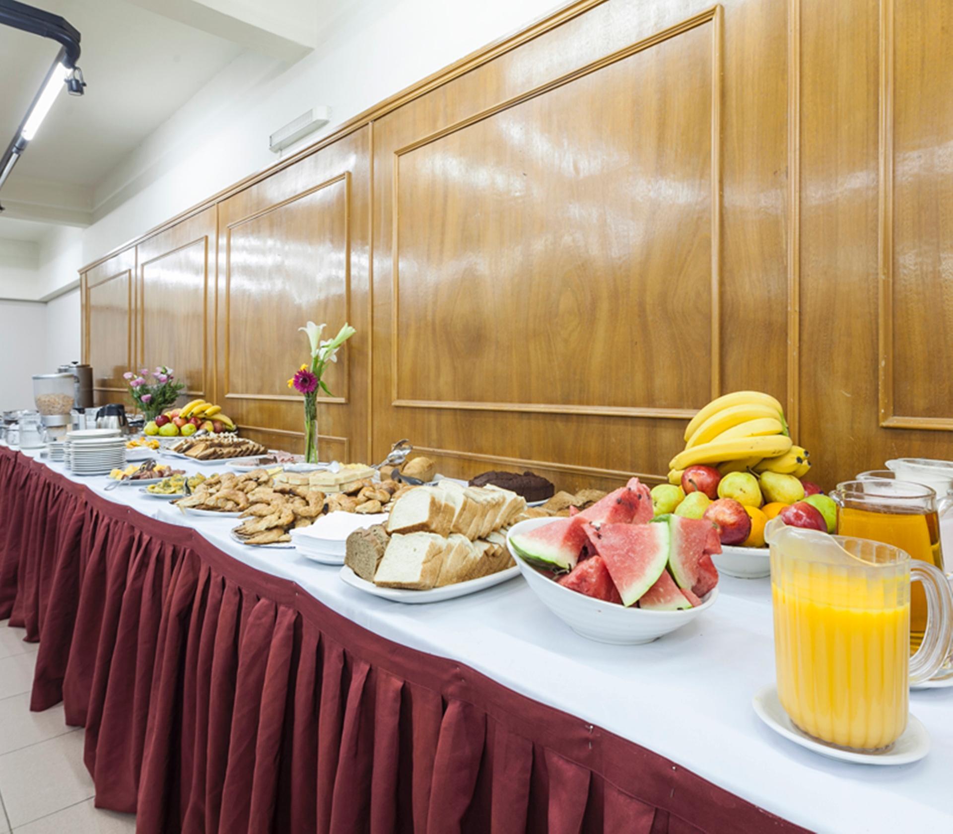 Hotel Crisol Catalinas 3*