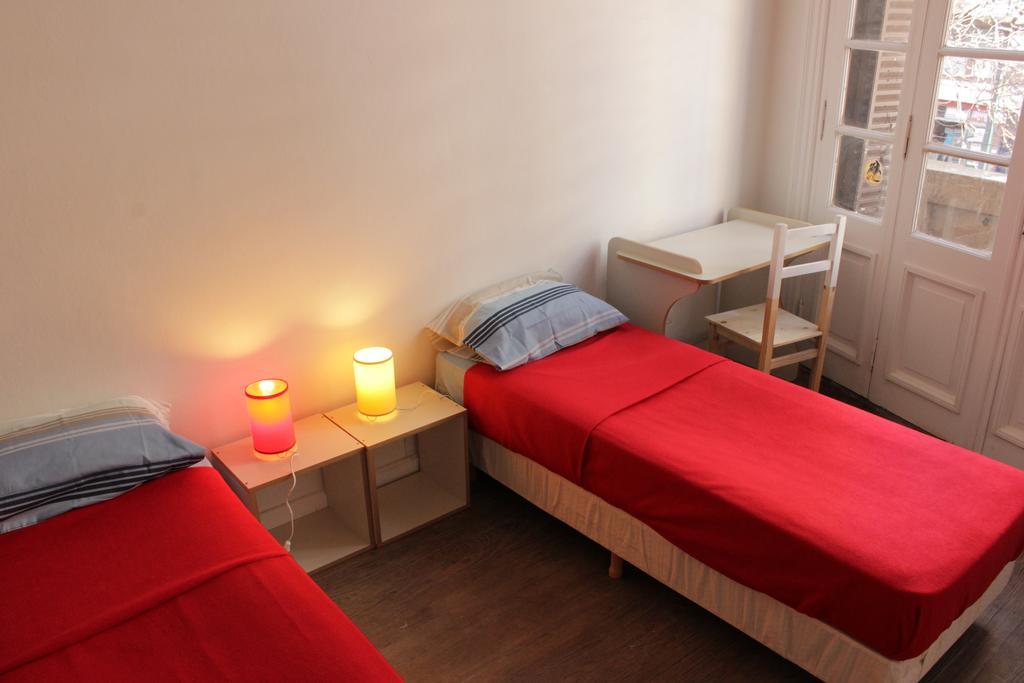 Hostal Casa Rica *