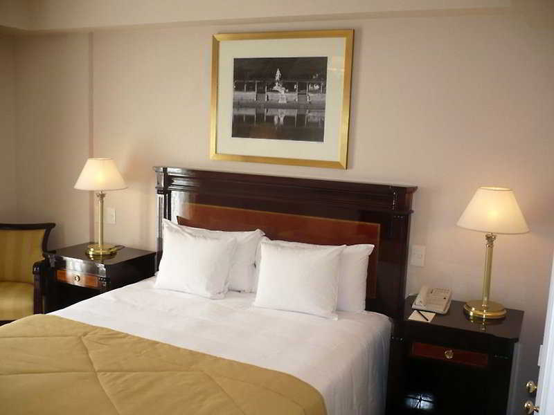 Hotel Park Silver Obelisco 4*