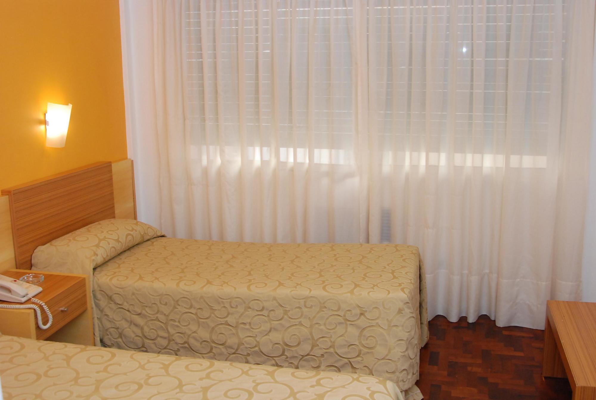 Hotel Efe & Cowork