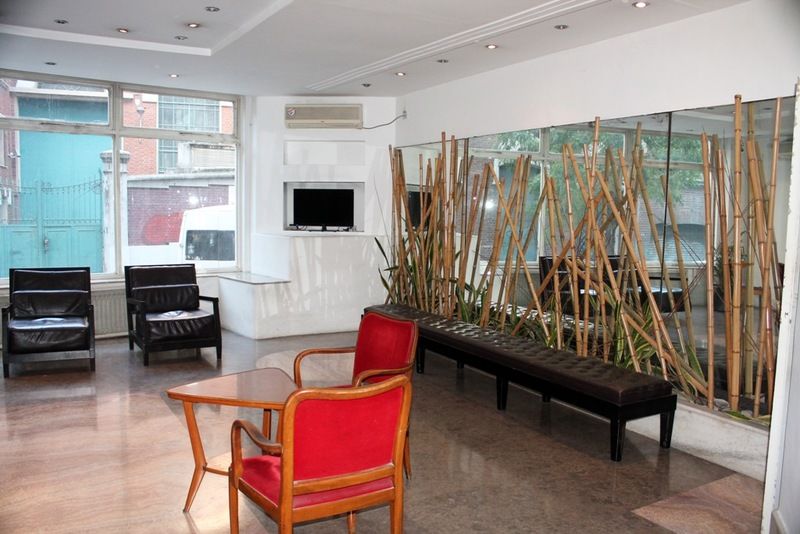 Hotel Tres Sargentos 2*