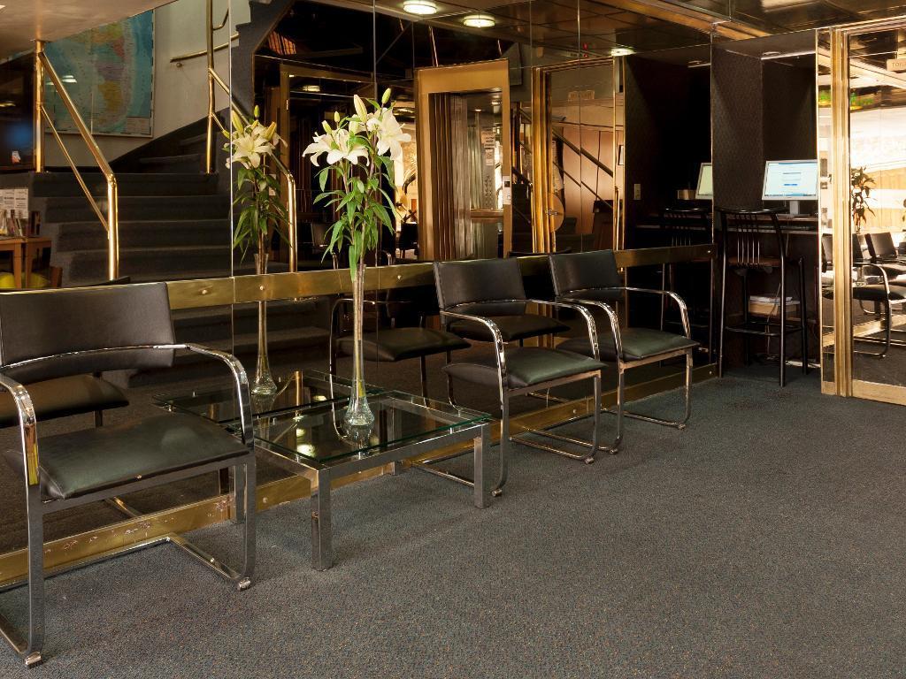 Hotel Alfa *