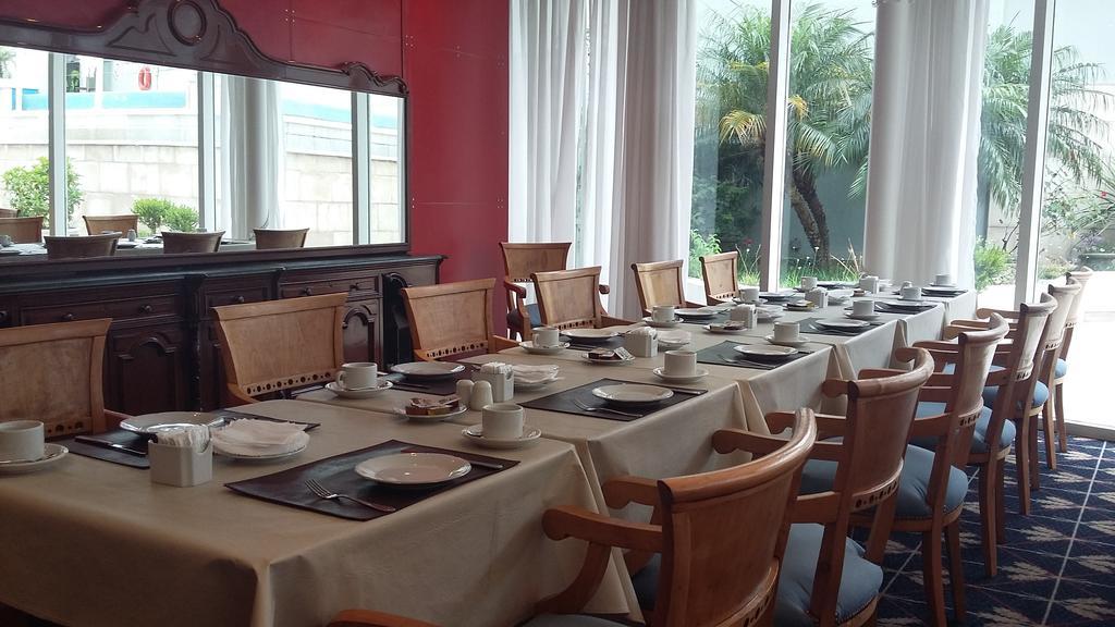 Hotel Abasto