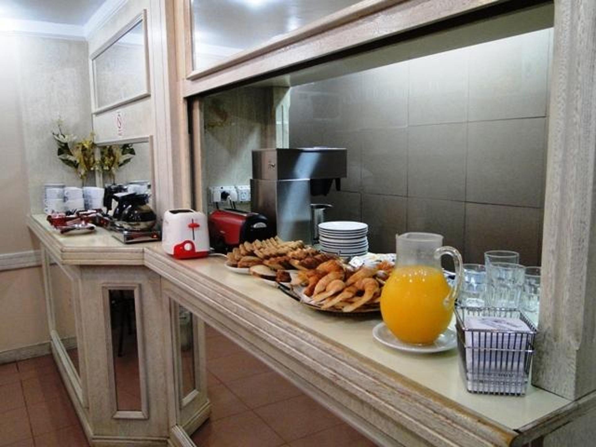 Hotel Alfa *