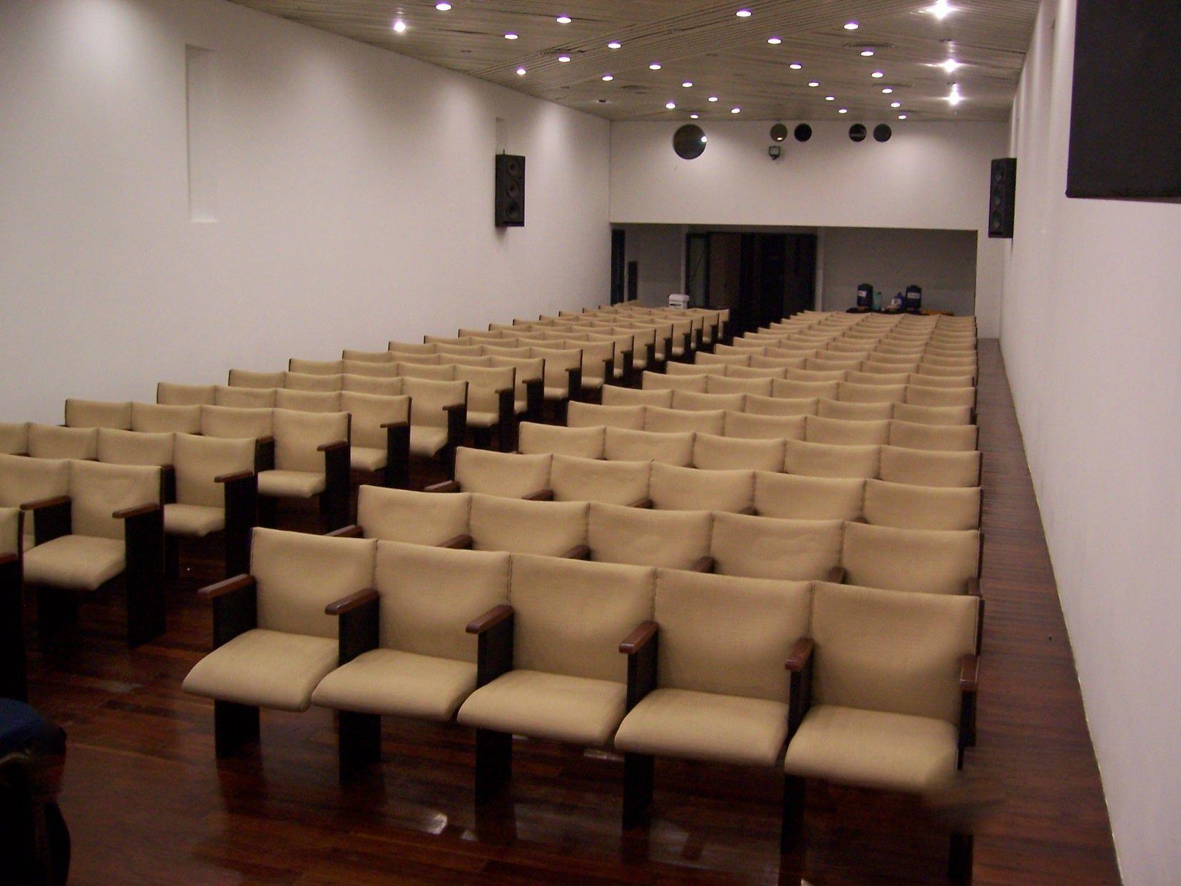 Hotel Adrazi Internacional 3*