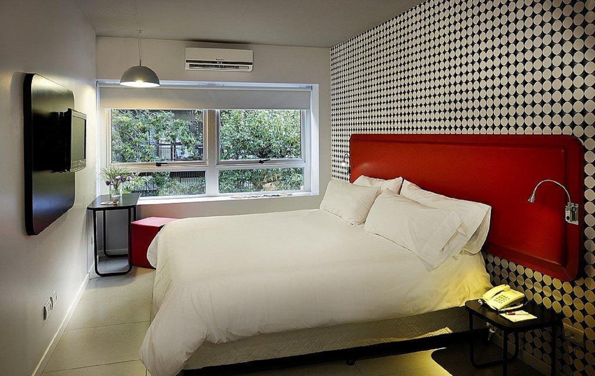 Pop Hotel