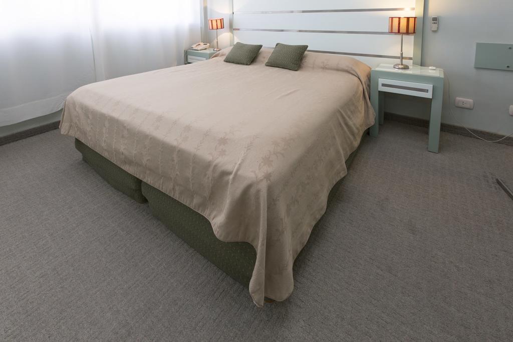 Lima 265 Apartahotel 3*