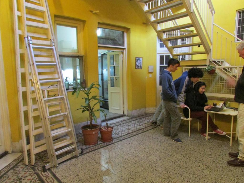 Hostal Atahualpa *