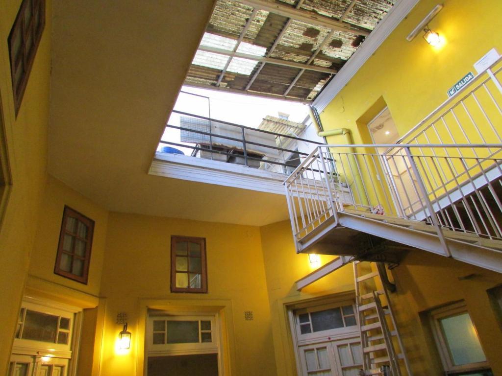 Atahualpa Hostal *