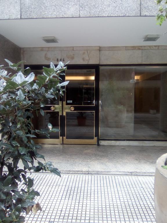 Esmeralda 846 Apartamento *