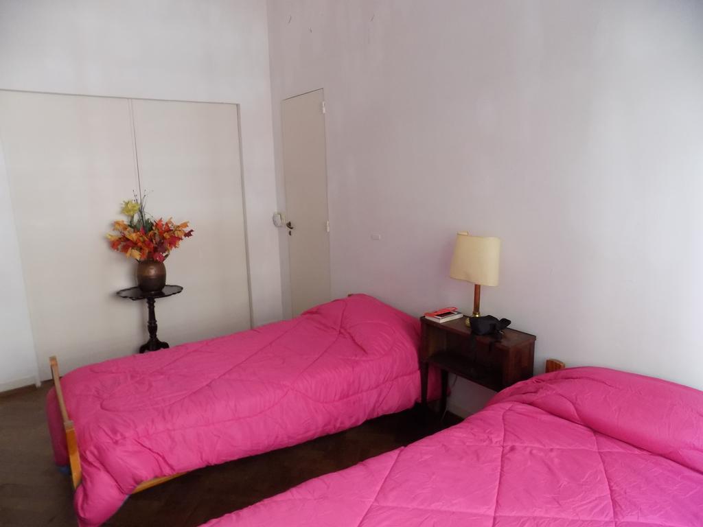 Casa De Familia - Solo Mujeres *woman Only*