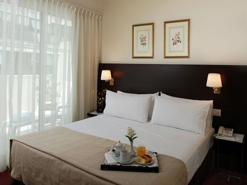 Concorde Hotel 3*