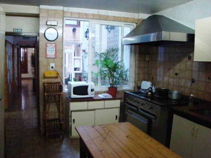 Petit Recoleta Hostal