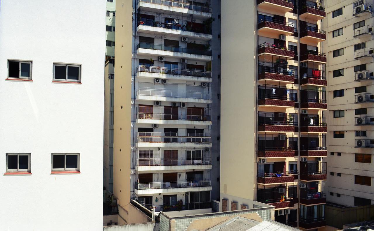 Del Circulo * Ciudad Autónoma de Buenos Aires