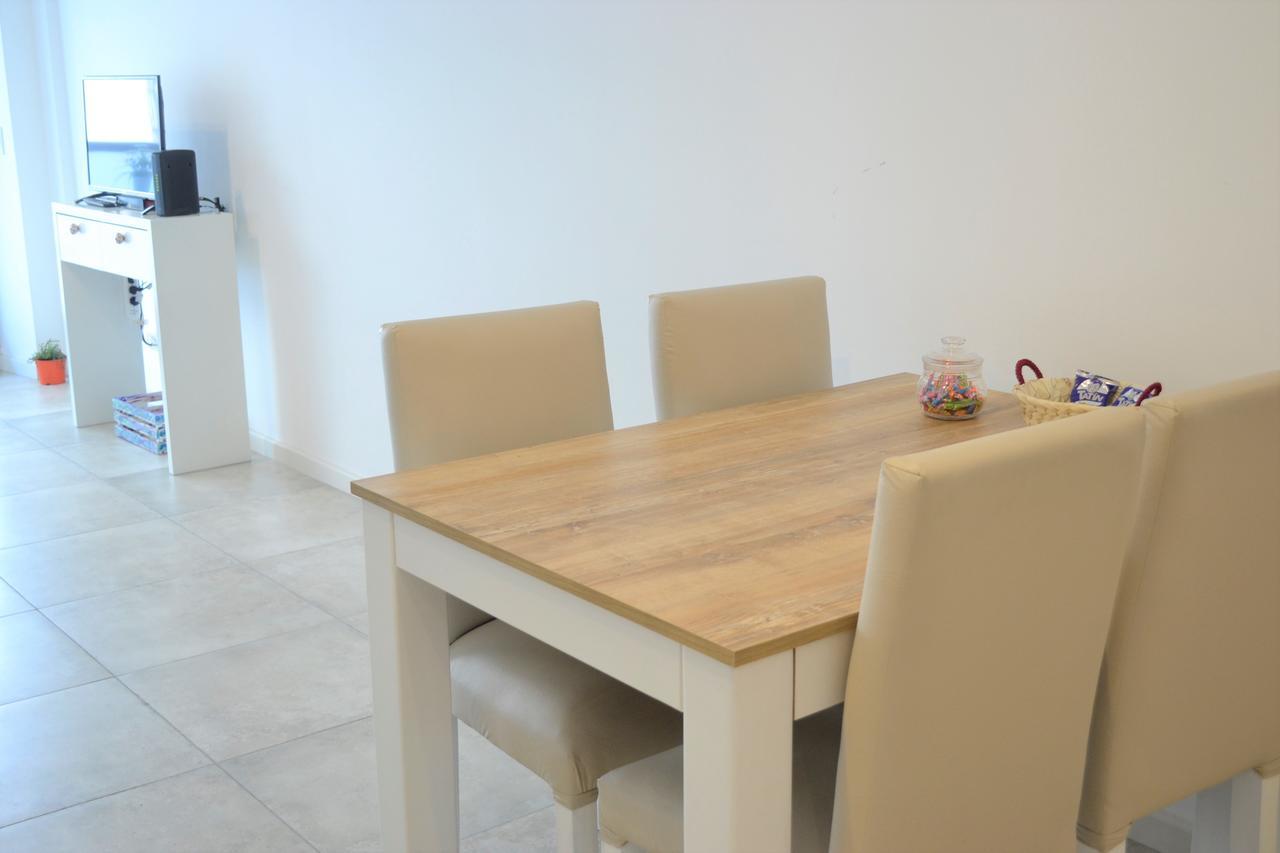 Beautiful & Bright New Apartamento