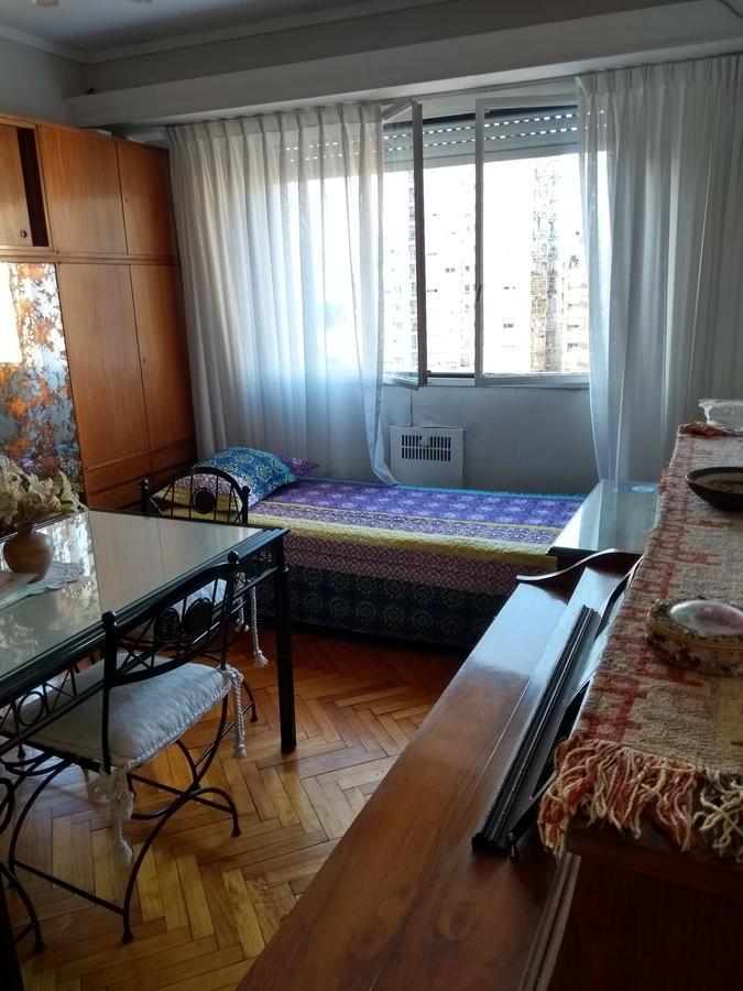 Hosp Italiano A 300 Mts Para 4 Personas Super Comodo Equipado Y Luminoso Premiado Apartment