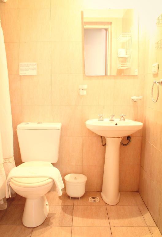 Guest house Caseron Porteno 2*