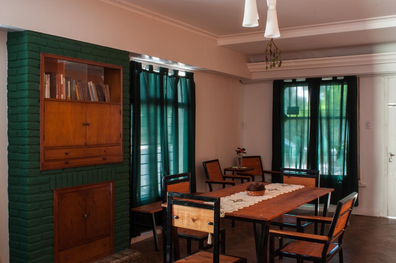 Casa Borges Adrogué Habitación en casa particular *