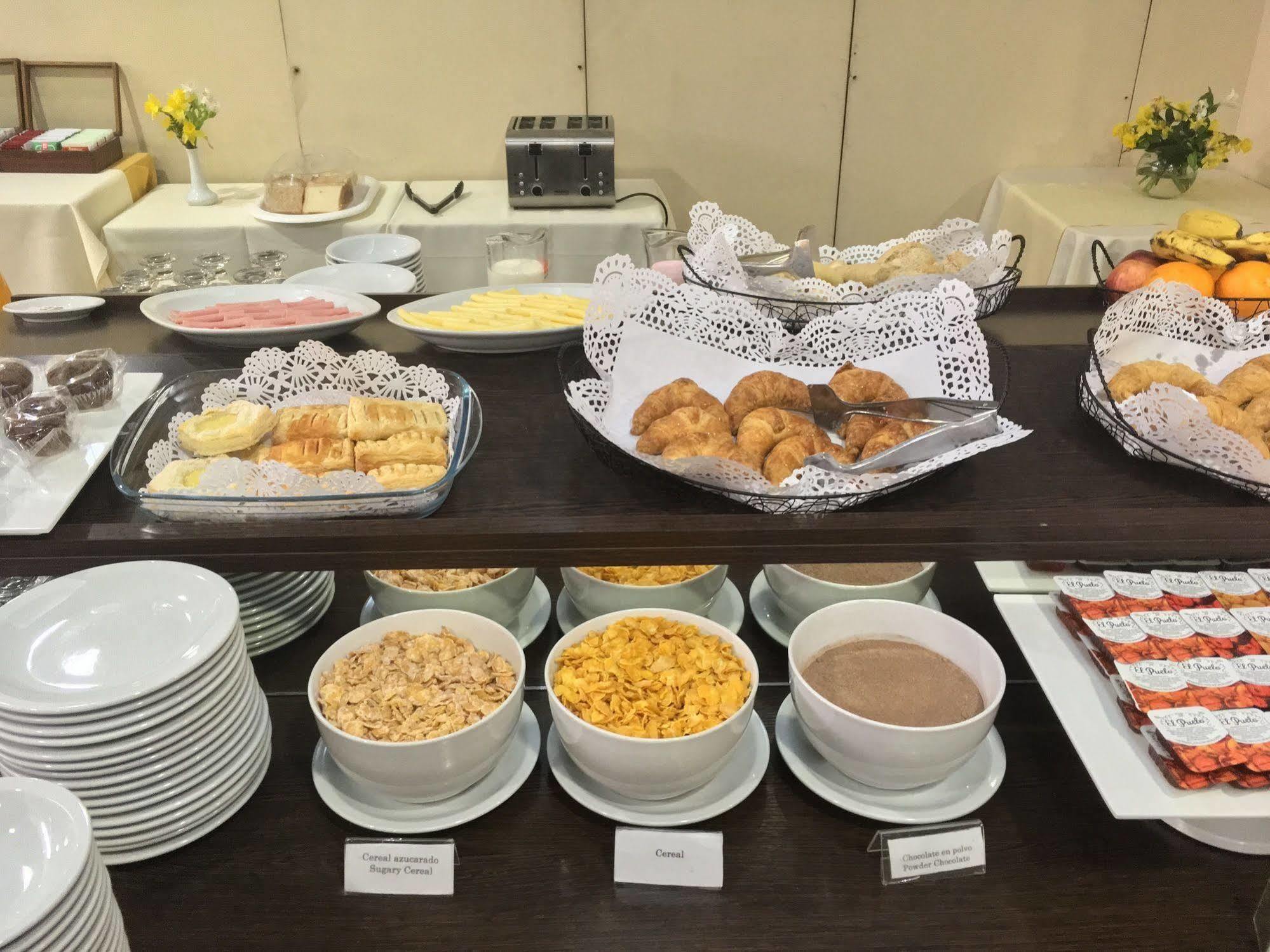 Hotel 8 De Octubre Ciudad Autónoma de Buenos Aires