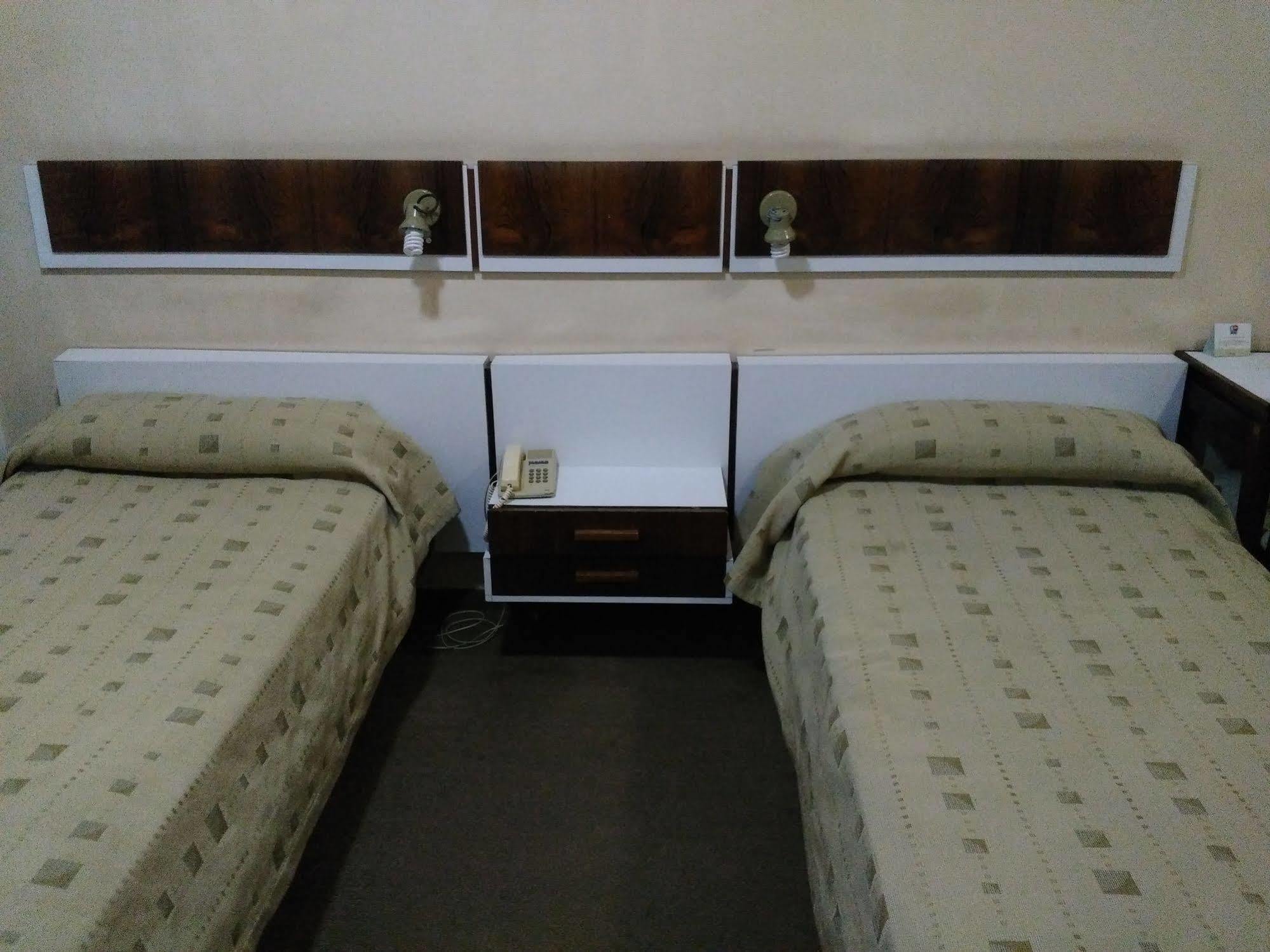 Hotel 8 De Octubre