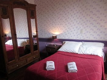 Hotel Ayres Portenos 2*